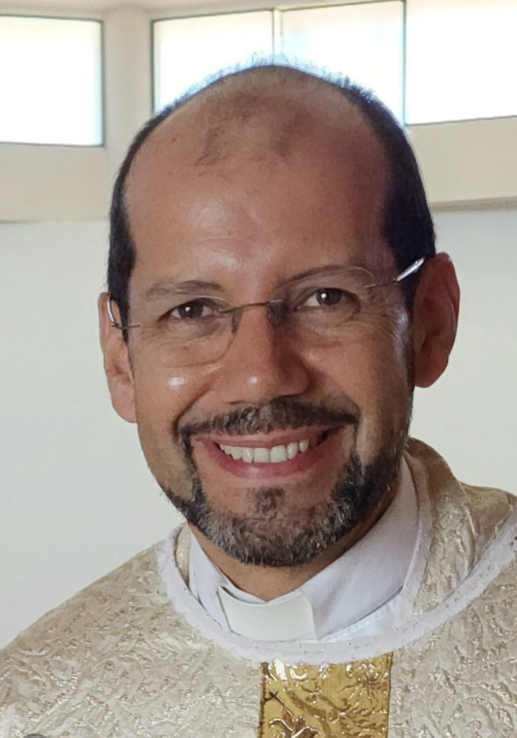 Rev. Galo Fabricio Robalino : Parochial Vicar